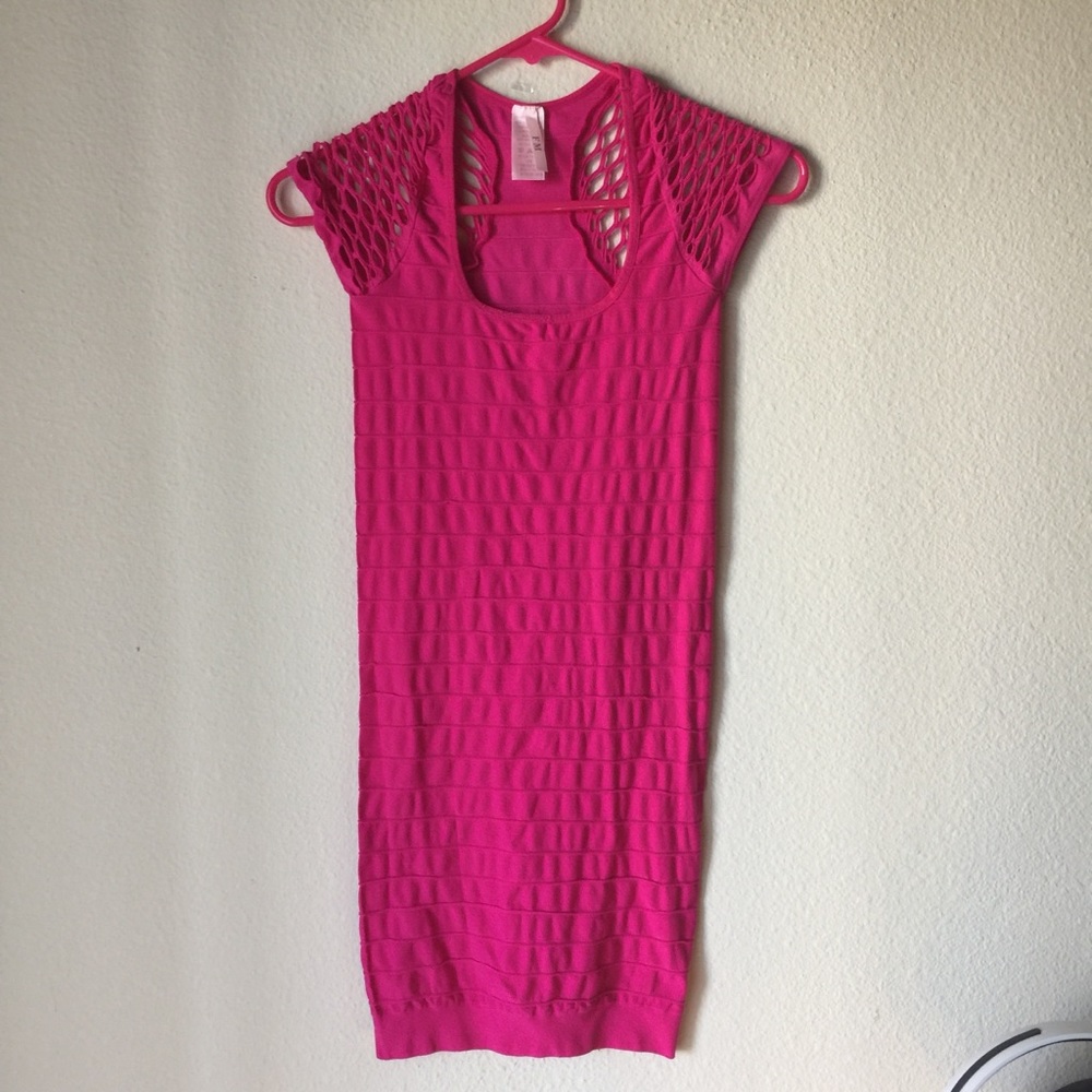 BUNDEL Pink dress and blue net tank - Picture 2 of 7